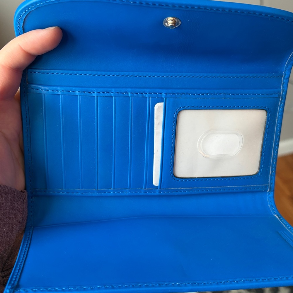 Dooney & Bourke Beacon Woven Wallet - Picture 5 of 5
